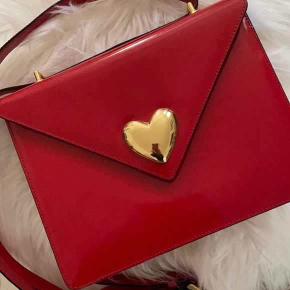 Moschino Handbags - 🎉HP 6x🎉Moschino Redwall Rare Red Leather Purse Gold Heart 1990s